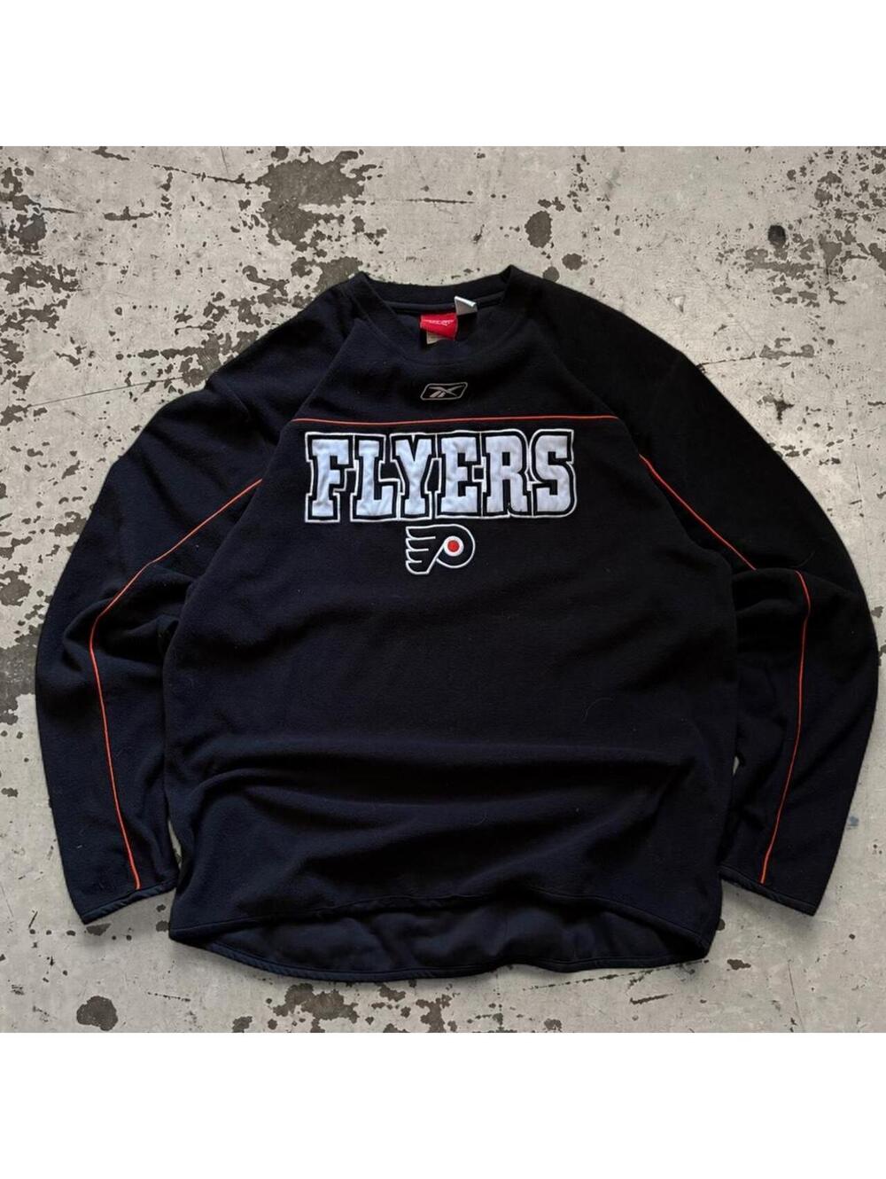 Beautiful vintage 90s embroidered Y2K Reebok Philadelphia Flyers NHL